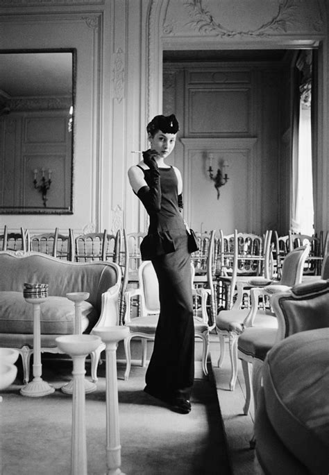 dior glamour: 1952-1962|Dior Glamour: 1952.